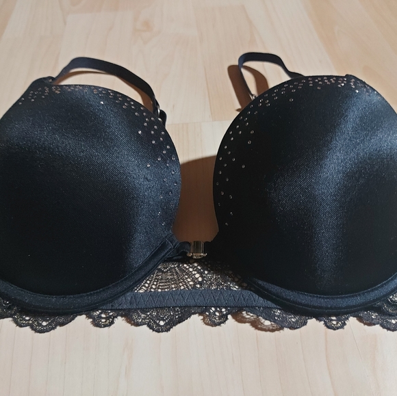 La Senza Black & Gold Rhinestone Bra - Picture 5 of 7